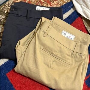 Gap Khakis/Chinos
